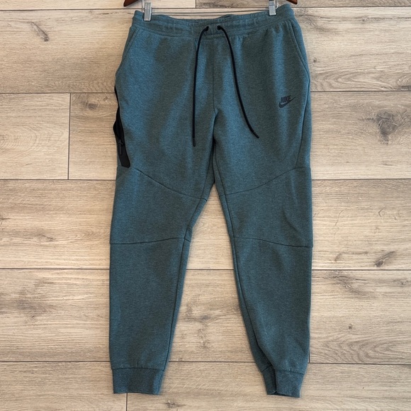 Nike Men's Teal Green Heather Jogger Sweatpants